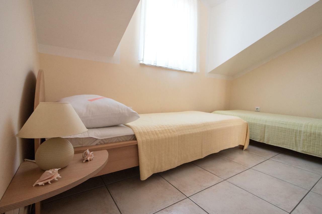 טוראני Apartman Nena מראה חיצוני תמונה